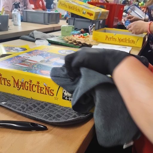 1751895639562_page-0006